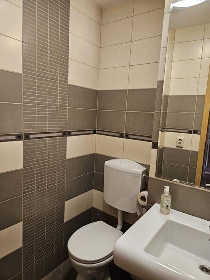 Apartament cu 3 camere decomandat în Miorița