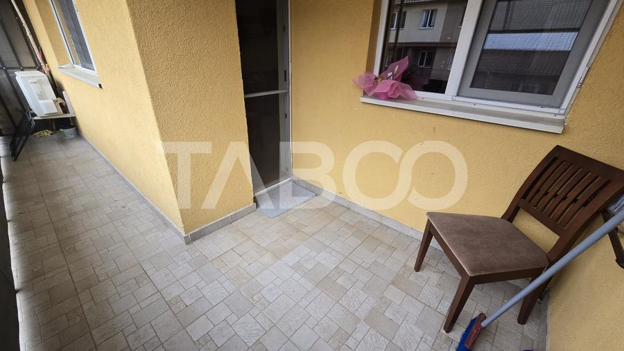 Apartament cu 3 camere decomandat, mobilat în Mihai Viteazul
