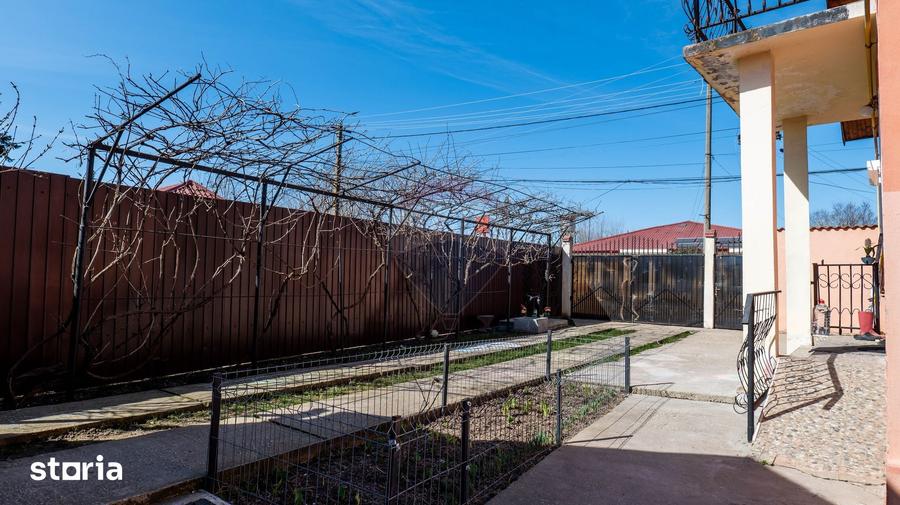 Casă cu 4 camere cu Teren 700 Mp în Afumați