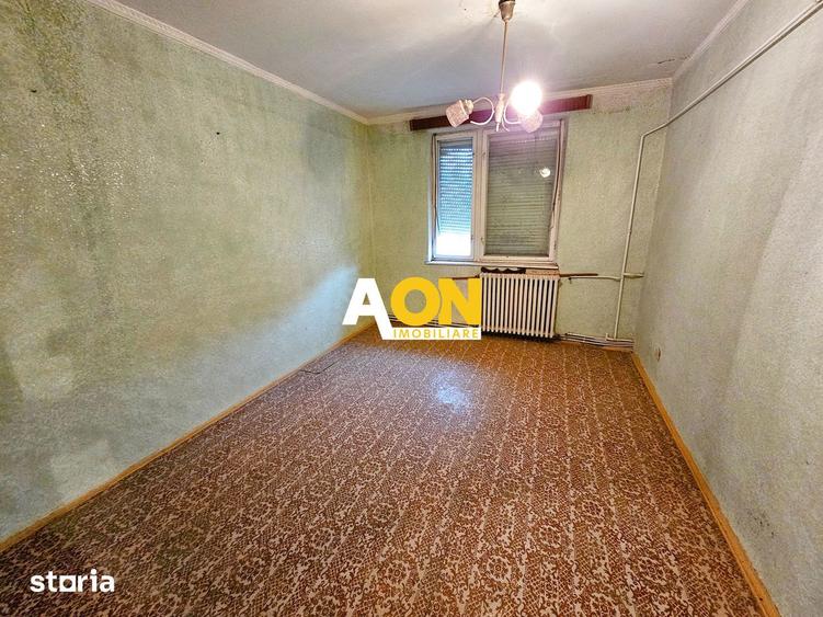 Apartament cu 3 camere decomandat în Central