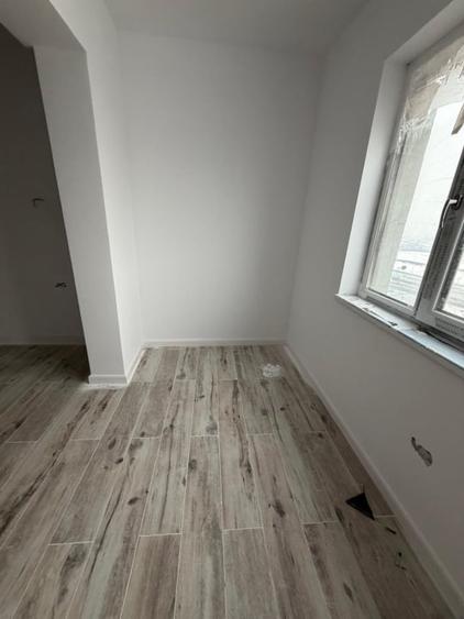 Apartament cu 3 camere decomandat în Exterior Nord