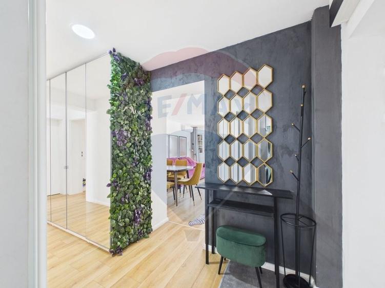 Apartament cu 3 camere decomandat, mobilat în Unirii