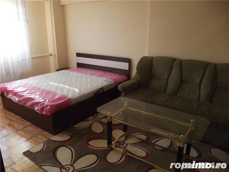 Garsonieră decomandată în Cantemir