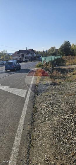 Teren de 7478 mp, în Central