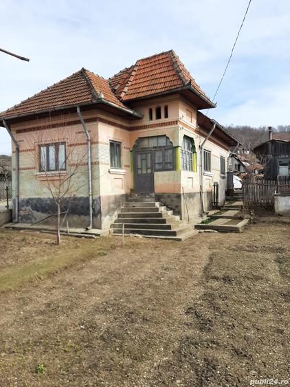 Casă cu 3 camere cu Teren 828 Mp în Voroveni