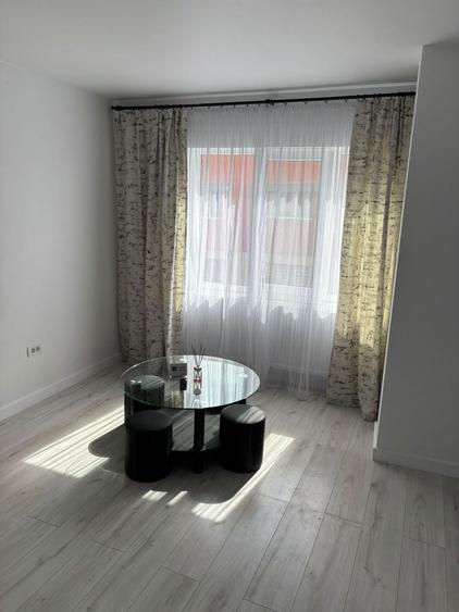 Garsonieră decomandată în Exterior Vest