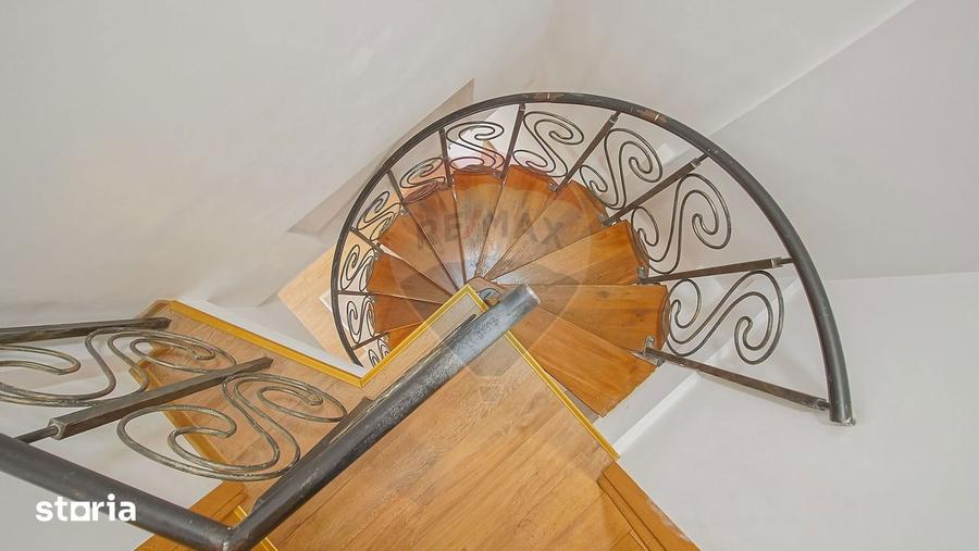 Apartament cu 3 camere în Centrul Istoric