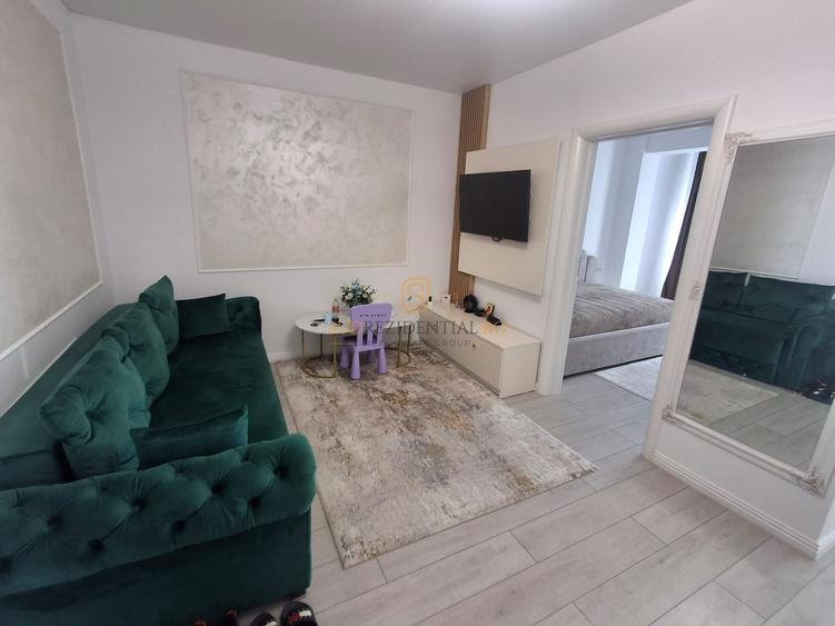 Apartament cu 3 camere decomandat, mobilat în Central