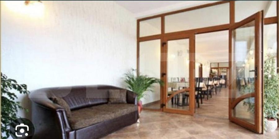 Spațiu comercial, de 800 mp, în Sântana de Mureș