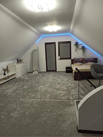Casă cu Teren 1457 Mp în Traian