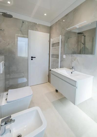 Duplex cu 5 camere cu Canalizare în Dumbrăvița