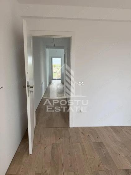 Casă cu Teren 240 Mp în Giarmata