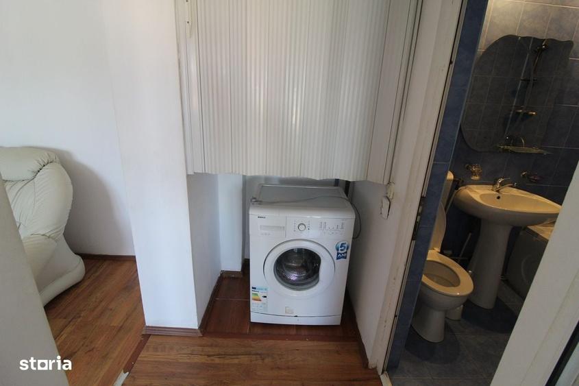 Apartament cu 2 camere în Micro 4