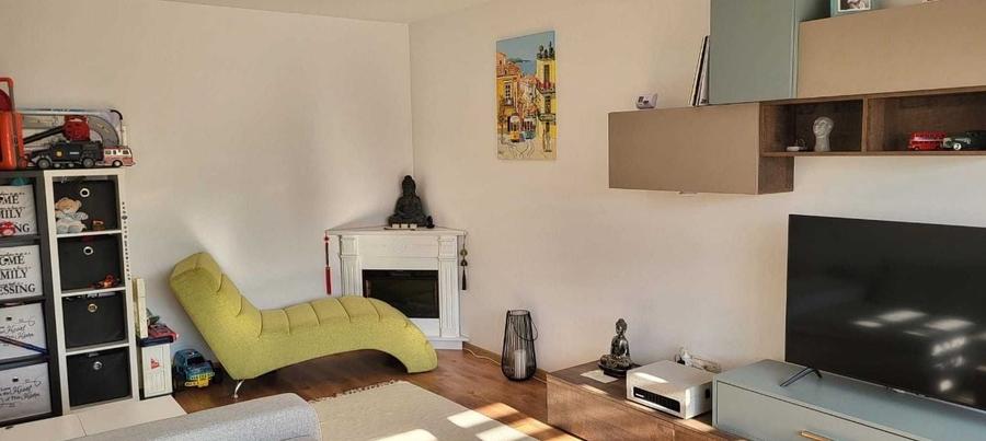 Apartament cu 2 camere decomandat în Sânpetru