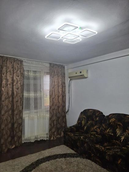 Apartament cu 2 camere nedecomandat în Crihala