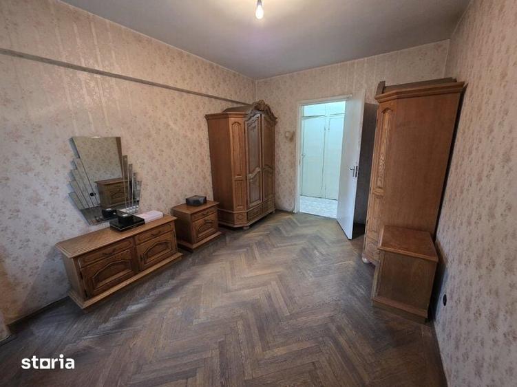 Apartament cu 3 camere decomandat în Muncii