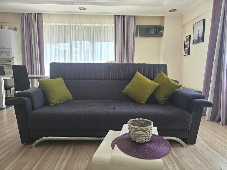 Apartament cu 3 camere decomandat, mobilat în Pipera