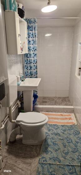 Casă cu 4 camere în Naipu