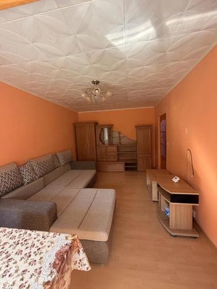 Garsoniera, etaj 1 - zona Lipovei, pozitie excelenta - 2