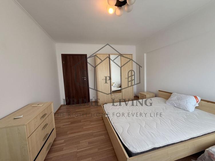 Apartament cu 3 camere, mobilat în Unirii