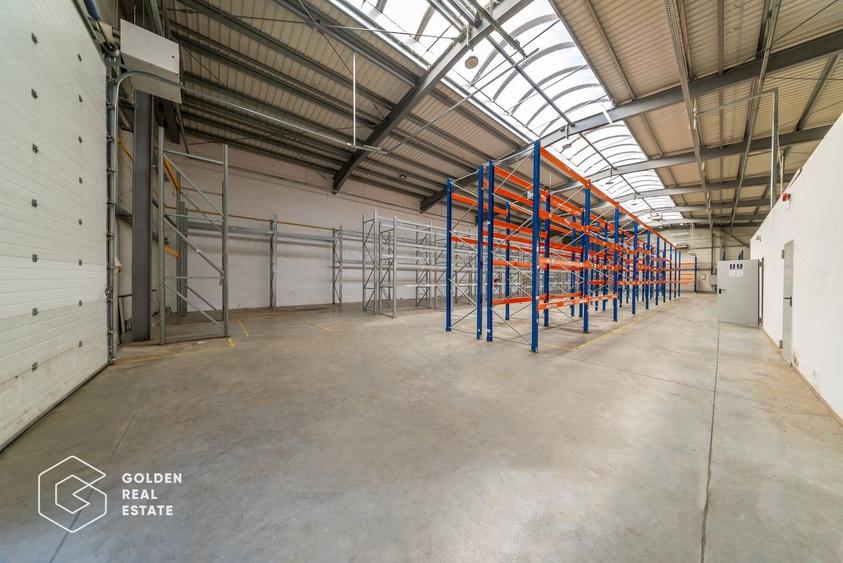 Spațiu industrial, de 704.71997070313 mp, în Aradul Nou