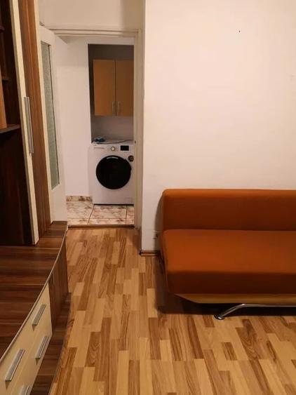 Apartament cu 2 camere decomandat, mobilat în Zorilor