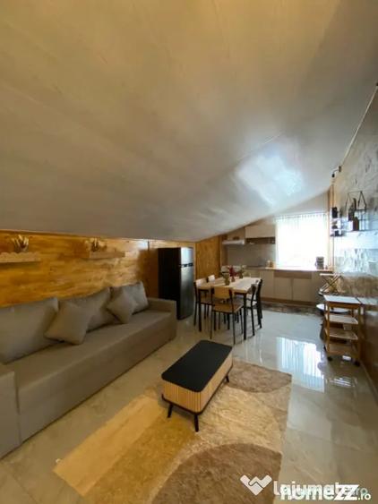 Apartament cu 4 camere decomandat în Central