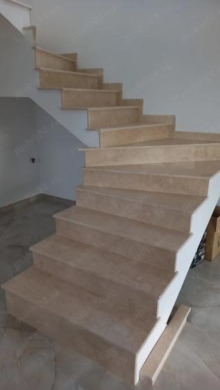Casă cu 4 camere cu Teren 400 Mp în Domnești