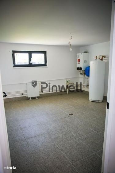 Casă cu 6 camere cu Canalizare în Central