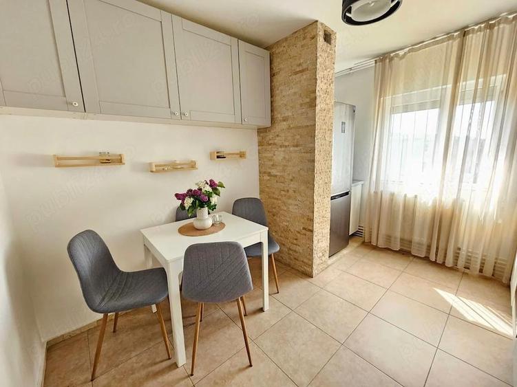 Apartament cu 3 camere decomandat, mobilat în Micălaca