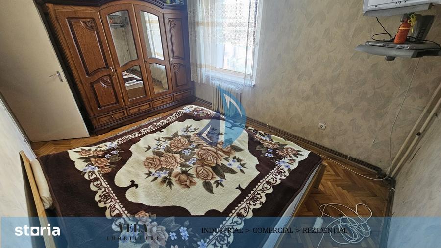 Apartament cu 3 camere în 22 Decembrie 1989