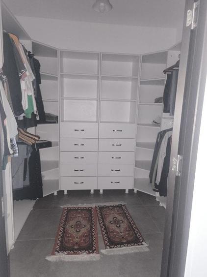 Spațiu comercial, de 2,100 mp, în Siret