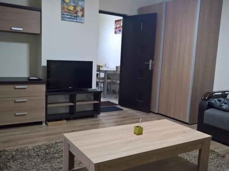 Garsonieră decomandată, mobilată în Drumul Taberei