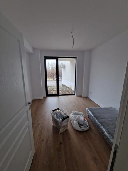 Apartament cu 3 camere decomandat în Păcurari