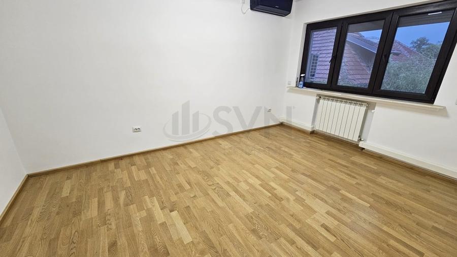 Apartament cu 3 camere decomandat în Domenii