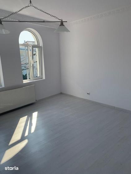 Casa cu destinatie comerciala 335 mp - 13
