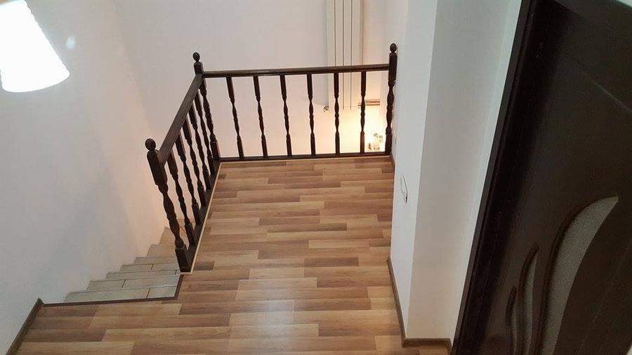 Casă individuală cu 5 camere cu Teren 150 Mp în Banu Manta