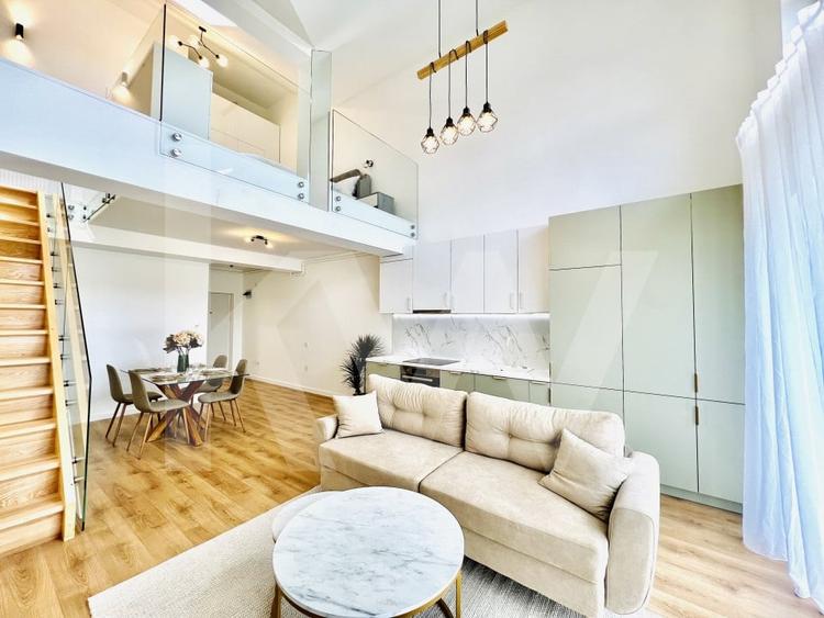 Apartament cu 2 camere semidecomandat în Cristian