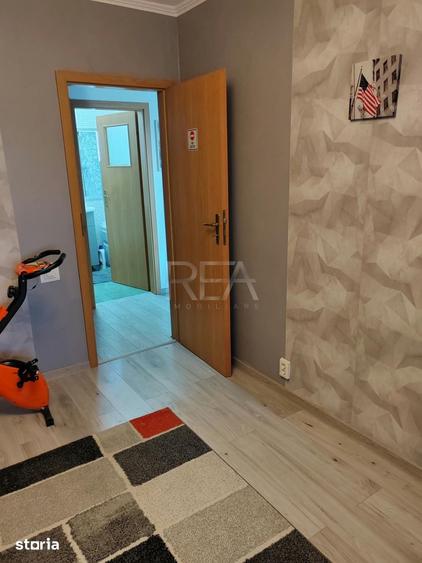 Apartament cu 2 camere semidecomandat în Colentina