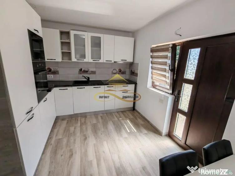 Casă cu 4 camere cu Teren 1009 Mp în Răcăciuni