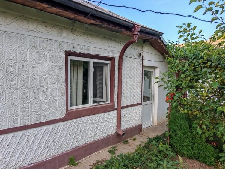 Casă cu 27 camere cu Teren 380 Mp în Central