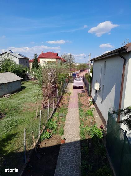 Casă cu 5 camere cu Teren 958 Mp în Central