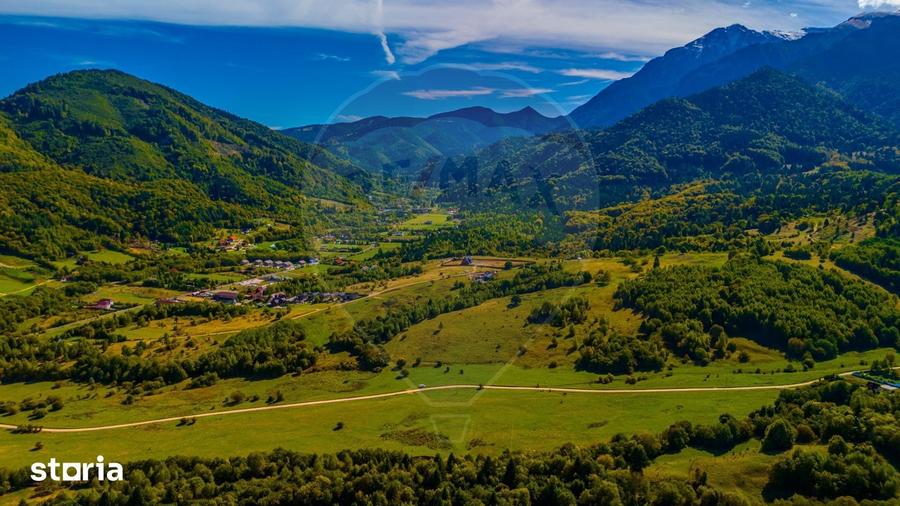 Teren de 2263 mp, în Râșnov