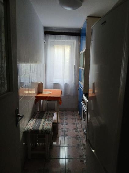 Apartament cu 2 camere semidecomandat în Romanilor