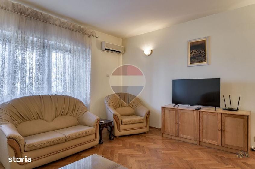 Apartament cu 3 camere în Vatra Luminoasă