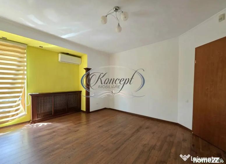 Casă cu 5 camere cu Teren 350 Mp în Central