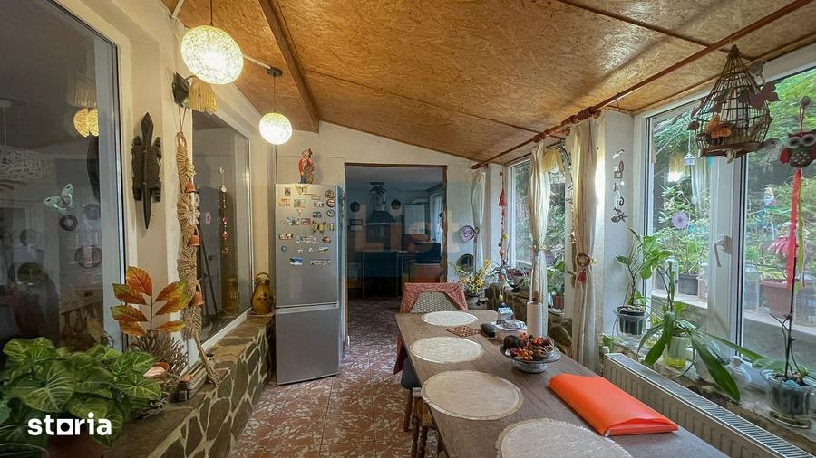 Casă cu 5 camere cu Teren 404 Mp în Central
