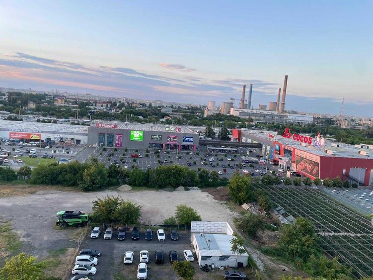 Apartament cu 2 camere decomandat în Sud