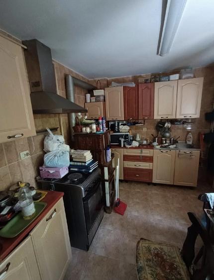 Casă cu 2 camere cu Teren 200 Mp în Central