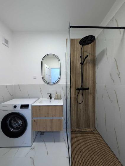 Apartament cu 2 camere semidecomandat în Florești